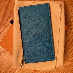 VERY Good Used Condition Louis Vuitton Coin/Card Holder